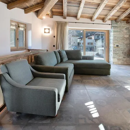 Holiday home Casa Ronden Mortirolo *