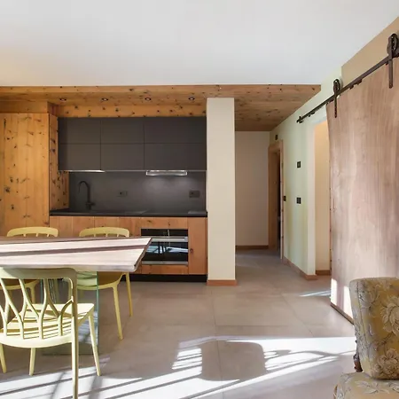 Casa Ronden Mortirolo Holiday home *
